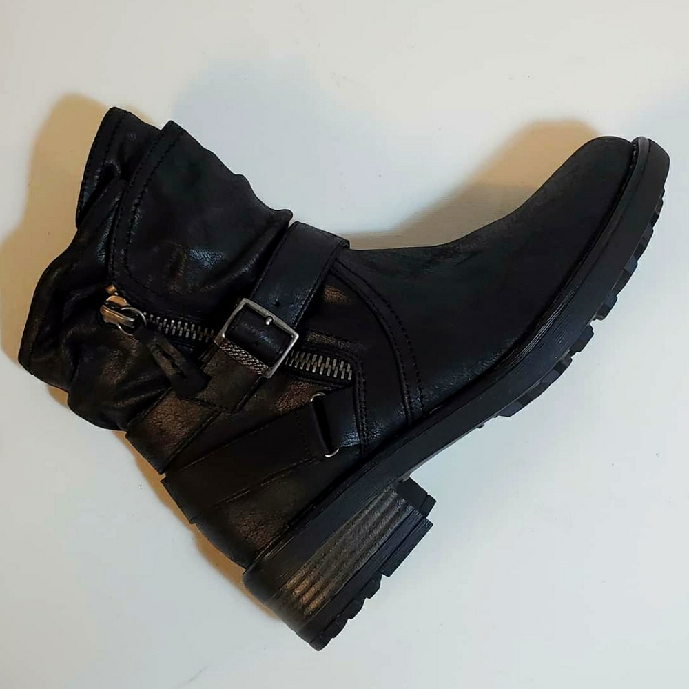 Women's Boots